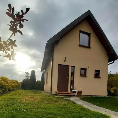 Domek w ogródku