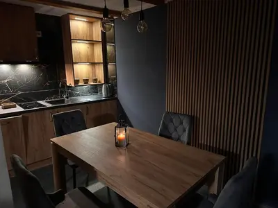 Kuchnia lub aneks kuchenny w obiekcie Domek w Dusznikach - sauna free