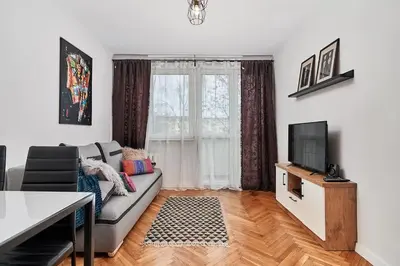 Telewizja i/lub zestaw kina domowego w obiekcie Klimatyczne mieszkanie Centrum