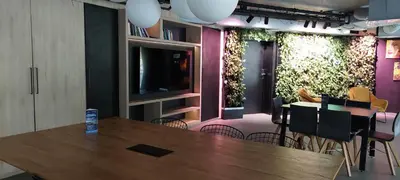 Telewizja i/lub zestaw kina domowego w obiekcie Apartament Biała Perła Czarna Góra Resort
