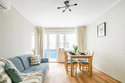Część wypoczynkowa w obiekcie NiceOne Apartment Number 3 - W samym Centrum! AC