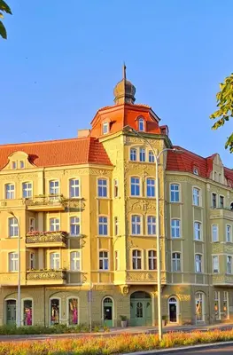 Budynek, w którym mieści się apartament