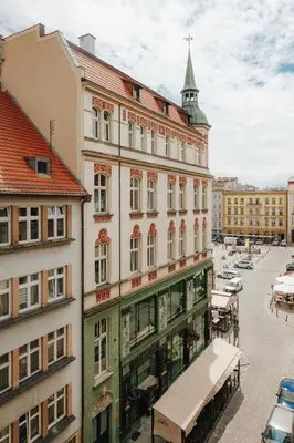 Budynek, w którym mieści się apartament