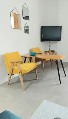Telewizja i/lub zestaw kina domowego w obiekcie Lovcik PRL