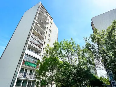 Budynek, w którym mieści się apartament