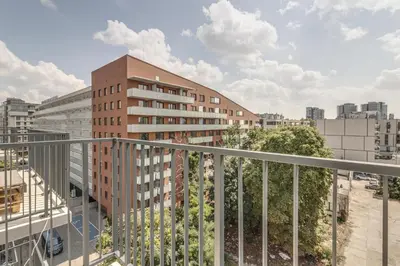 Budynek, w którym mieści się apartament