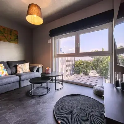 Magnolia Modern Studio by BookingHost