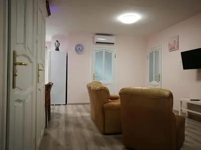 Telewizja i/lub zestaw kina domowego w obiekcie Spokojne w samym centrum