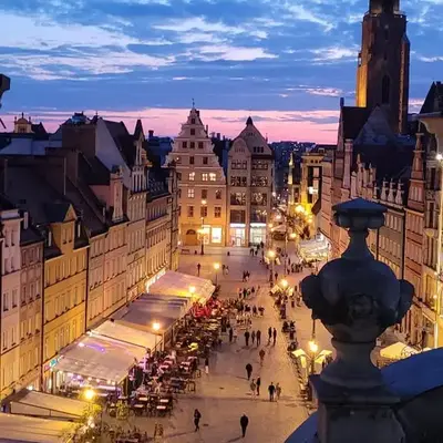 Golden Rooftop Apartment-OldTown