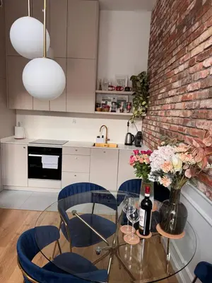 Kuchnia lub aneks kuchenny w obiekcie Apartament Przy Bulwarze