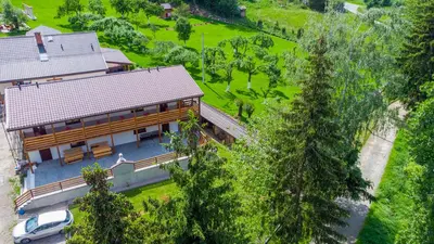 Budynek, w którym mieści się apartament
