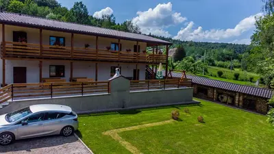 Budynek, w którym mieści się apartament