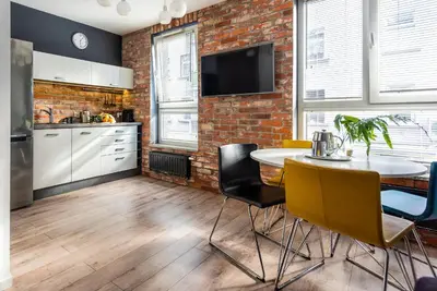 Kuchnia lub aneks kuchenny w obiekcie apartamenty-wroc Golden House