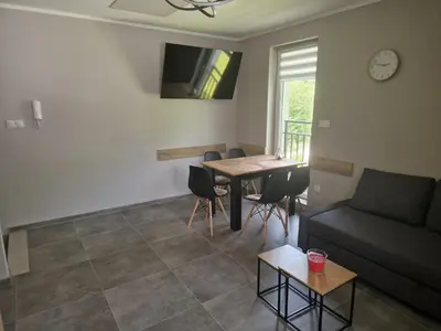Telewizja i/lub zestaw kina domowego w obiekcie Apartamenty Bursztynowa