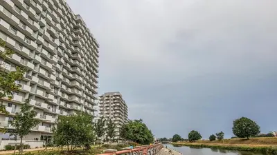 Budynek, w którym mieści się apartament