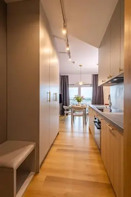 Kuchnia lub aneks kuchenny w obiekcie Apartamenty B URBAN od WroclawApartament-pl