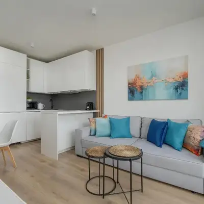 Modern & Cozy Przedmiejska Apartment in Wroclaw by Noclegi Renters