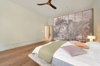 Łóżko lub łóżka w pokoju w obiekcie Stylowy Apartament przy Rynku Głównym we Wrocławiu by Rent like home