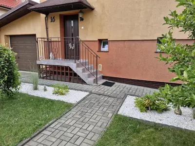 Ogród w obiekcie Apartament Wakacyjny JM