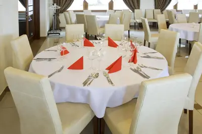 Restauracja lub miejsce do jedzenia w obiekcie Hotel Zieleniec