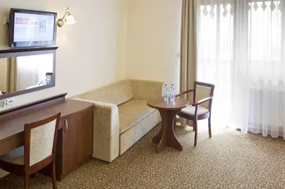 Telewizja i/lub zestaw kina domowego w obiekcie Hotel Zieleniec