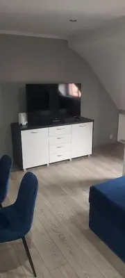 Telewizja i/lub zestaw kina domowego w obiekcie Przytulny Apartament Bella Biały Kamień