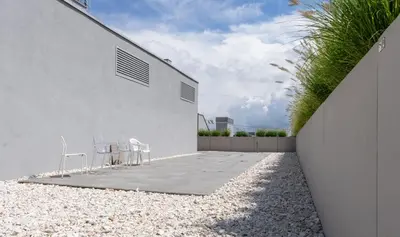 Budynek, w którym mieści się apartament