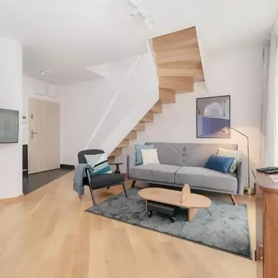 Two Level Apartment 2WATERS by Noclegi Renters