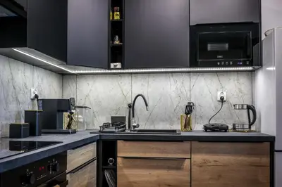 Kuchnia lub aneks kuchenny w obiekcie Apartament Ginger - Stare Miasto - bezpłatny parking - YouTube Apartament Ginger we Wrocławiu