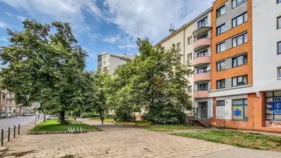 Budynek, w którym mieści się apartament
