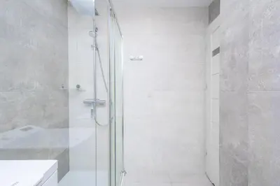 Łazienka w obiekcie ALABAS - Stylish Central Apartment Check In 24h - Steps from Market Square & River