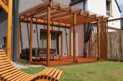 Ogród w obiekcie Domek Jeleniówka z Sauną i podgrzewaną Balią z Jacuzzi