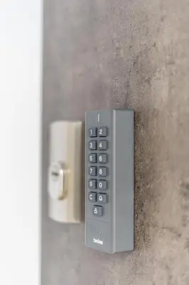 Plan piętra w obiekcie Apartament Oliwny 34 - balkon z widokiem na góry
