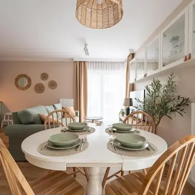 Apartament Oliwny 34 - balkon z widokiem na góry