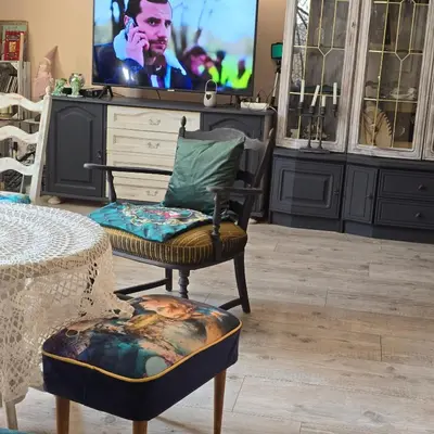 Telewizja i/lub zestaw kina domowego w obiekcie Apartament ,,Kraina Alicji''