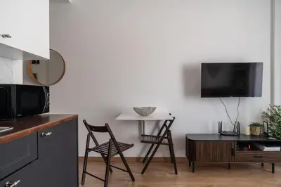 Kuchnia lub aneks kuchenny w obiekcie RentPlanet - Studio na Grobli