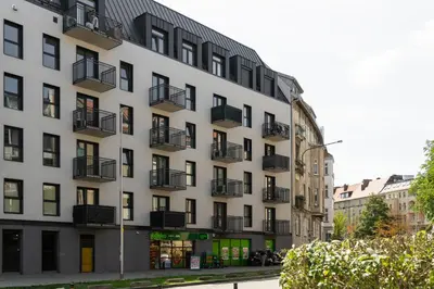 Budynek, w którym mieści się apartament