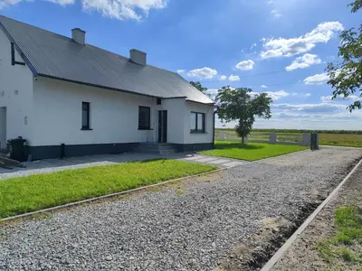 Budynek, w którym mieści się apartament