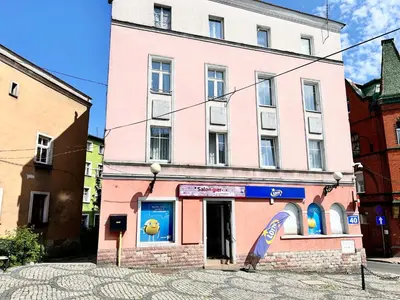 Budynek, w którym mieści się apartament