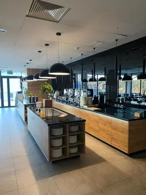 Restauracja lub miejsce do jedzenia w obiekcie SleepWell Apartments Czarna Góra