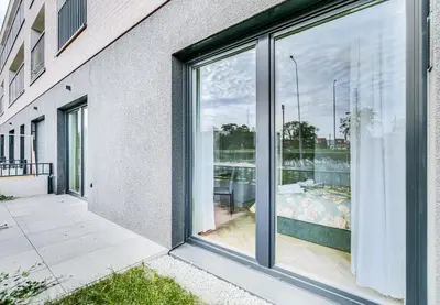 Budynek, w którym mieści się apartament