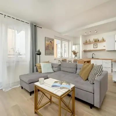 Jasny Apartament z 2 Balkonami Wrocław Partynice by Noclegi Renters