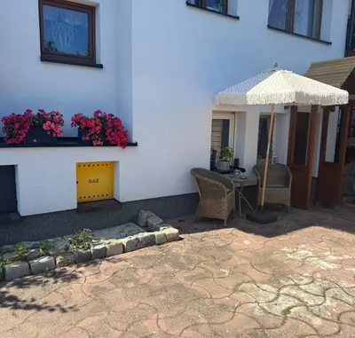 Budynek, w którym mieści się apartament
