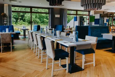 Restauracja lub miejsce do jedzenia w obiekcie Aspen Prime Ski & Bike Resort - basen, sauna, jacuzzi, siłownia w cenie pobytu