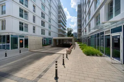 Budynek, w którym mieści się apartament