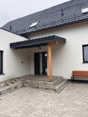 Budynek, w którym mieści się apartament