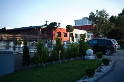 Budynek, w którym mieści się hotel