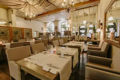 Restauracja lub miejsce do jedzenia w obiekcie Art Hotel