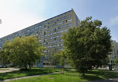 Budynek, w którym mieści się apartament
