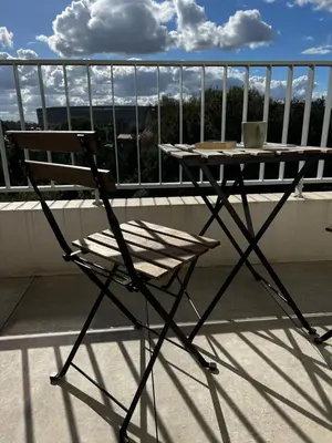Balkon lub taras w obiekcie Przystanek Stadion
